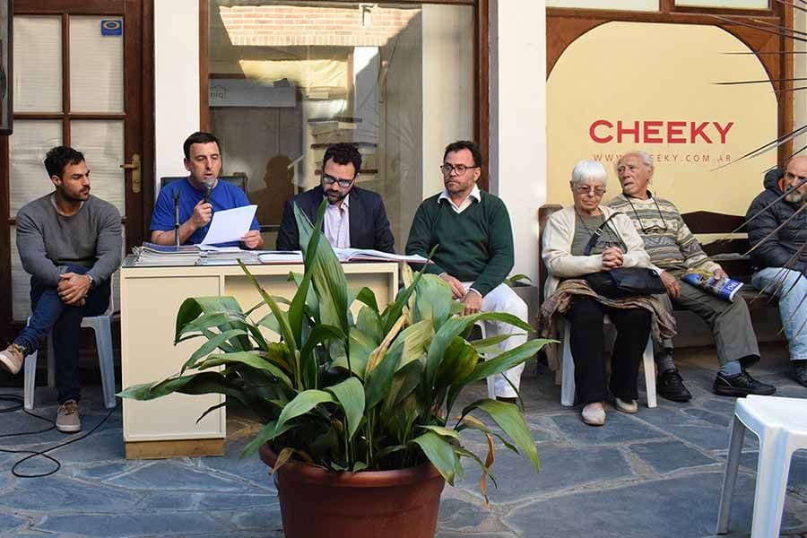 Se determinó la nueva comisión en asamblea