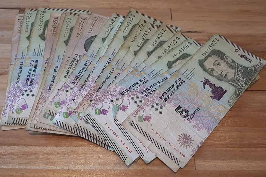 Cuenta regresiva para los billetes de 5 pesos