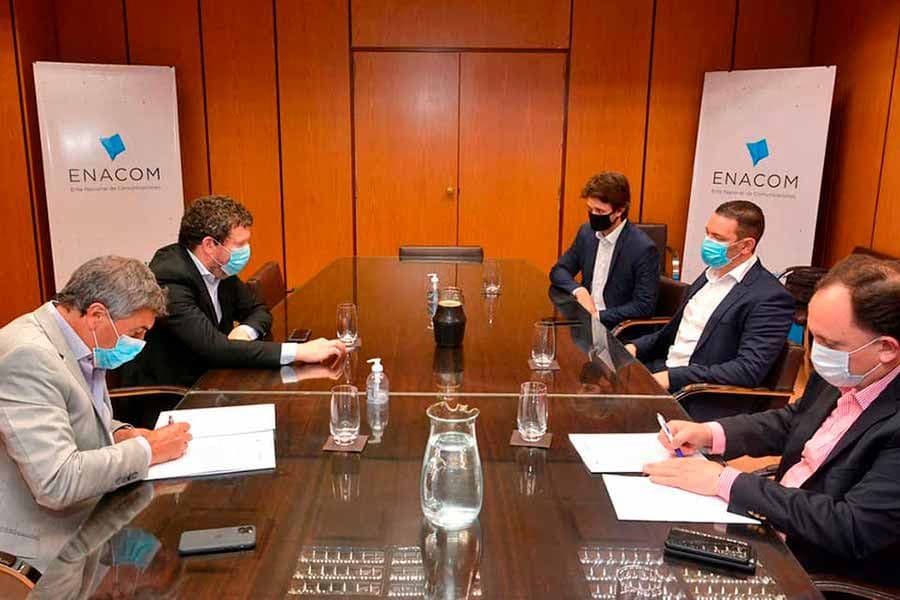 Acuerdo de trabajo común entre AUBASA y ENACOM
