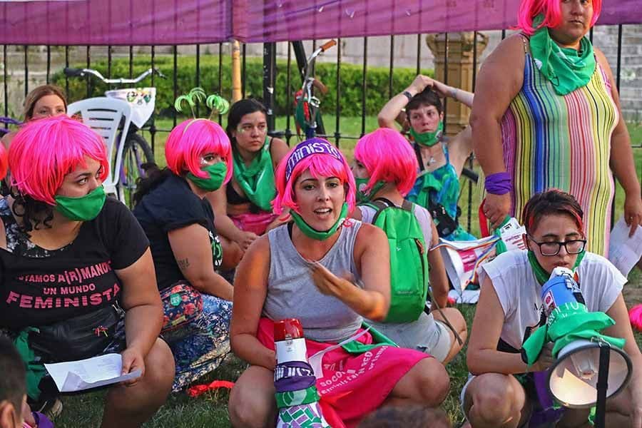 La igualdad, justicia y libertad como bandera, la alegría nuestra mejor compañera