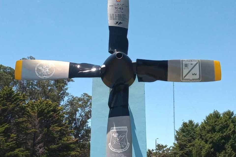 Inauguran un monumento a los combatientes de Malvinas