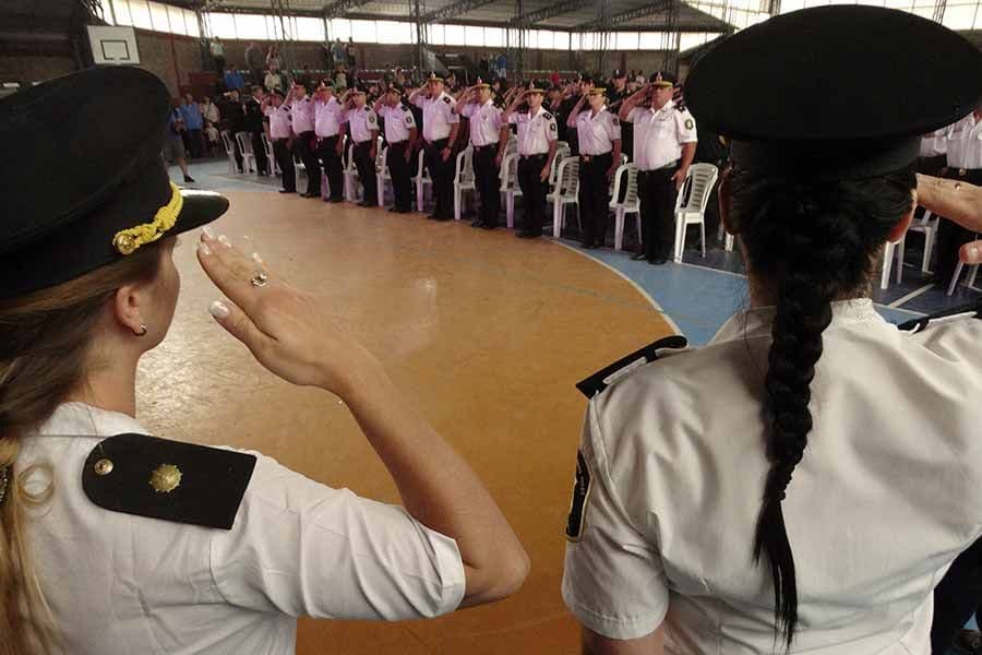 La policía bonaerense festejó su día