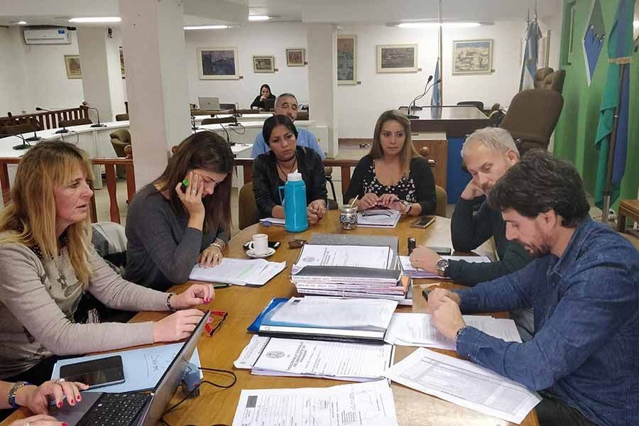 El trabajo en comisión anticipa temas variados