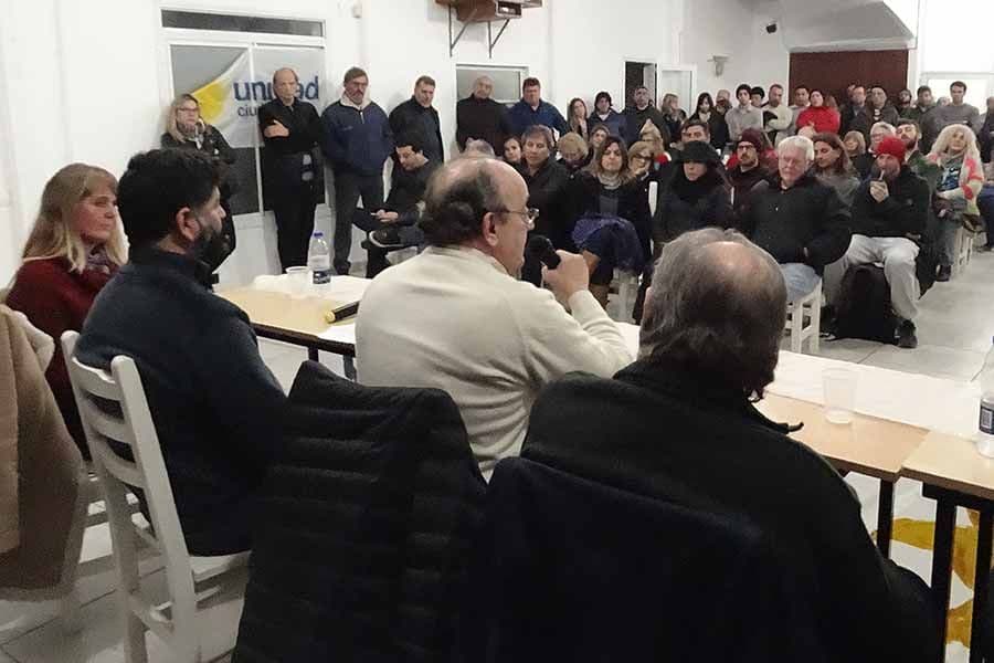 “No hay motivos para que la UCR siga dentro de Cambiemos”
