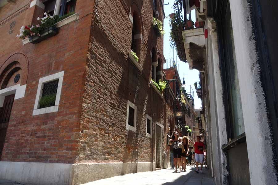 Maggio y la magia de un secreto vivido en Venecia