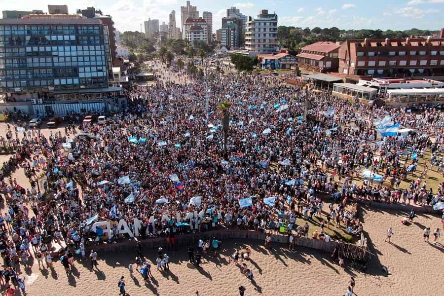 Pinamar festeja la copa del mundo