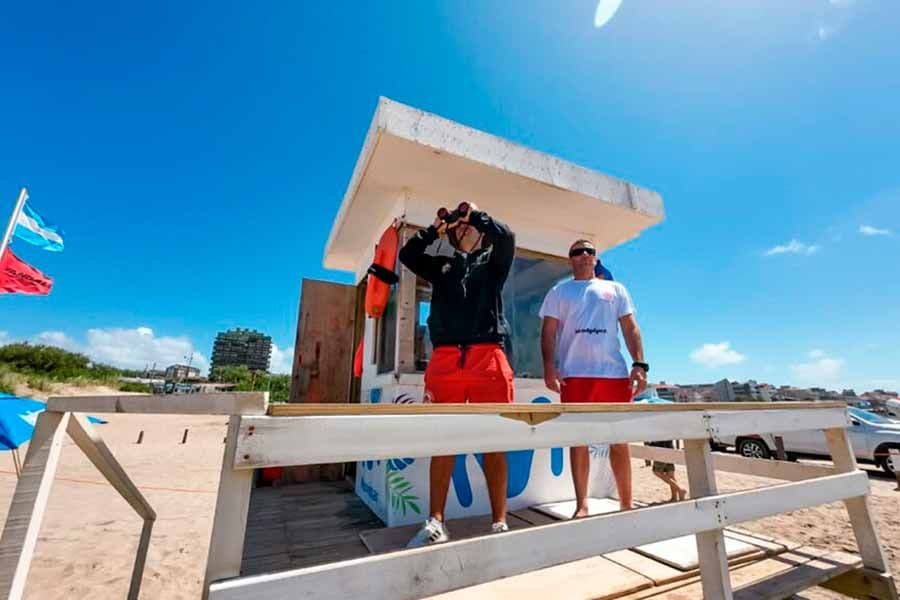 Pinamar convoca a guardavidas para la temporada de verano 2024/2025