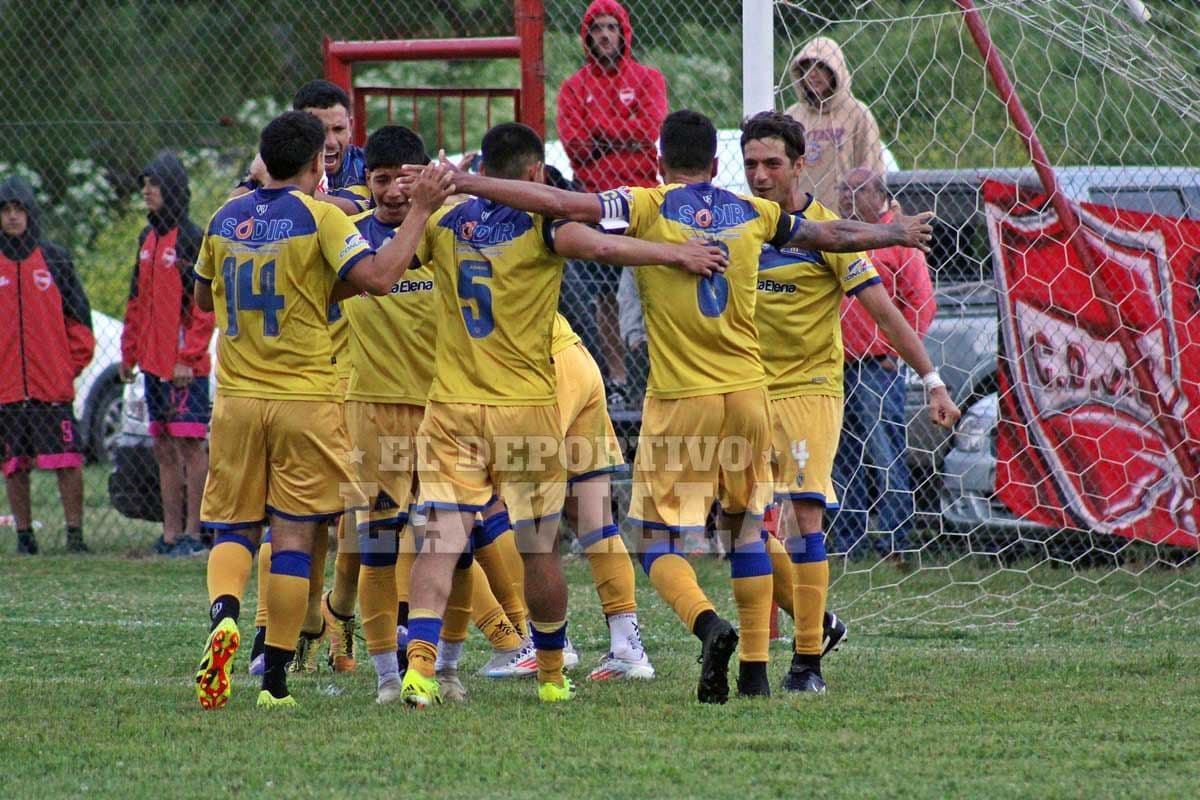 El canario puntero de la LMF y del Torneo Regional Amateur