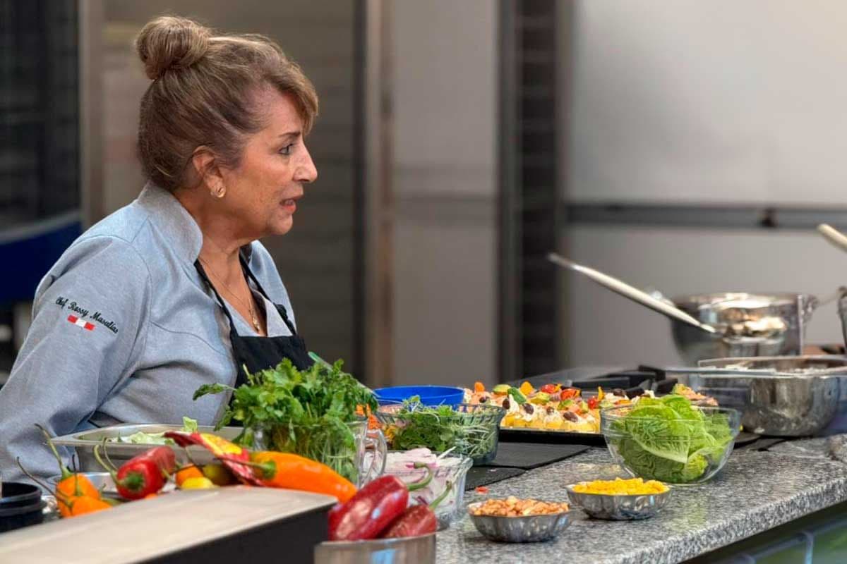 Gastronomía Internacional: Masterclass de Cocina Peruana en UADE Costa Argentina